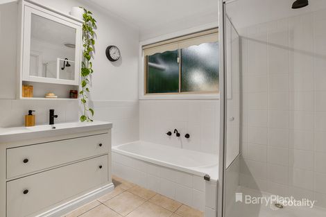 Property photo of 3/102 Mountain View Road Montmorency VIC 3094