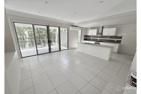 Property photo of 39 Diamantina Circuit Pacific Pines QLD 4211