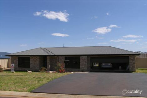 16 Schaefer Ct, Westbrook, QLD 4350