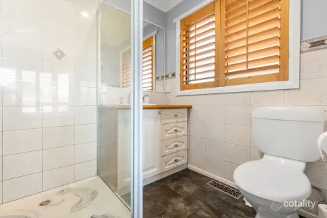 Property photo of 117 Wattle Avenue Werribee VIC 3030