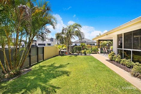 Property photo of 21 Bahamas Circuit Parrearra QLD 4575