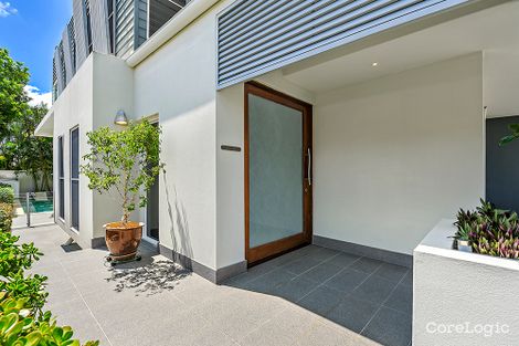 Property photo of 2/5 Muscovey Avenue Paradise Point QLD 4216