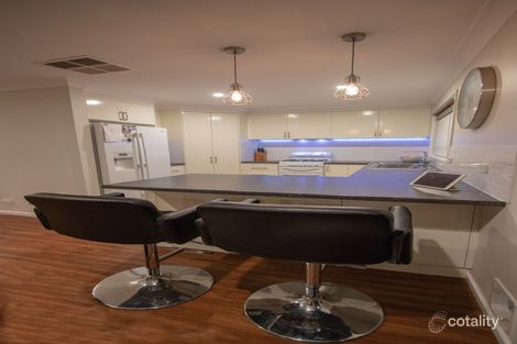Property photo of 4 Graetz Court Lavington NSW 2641