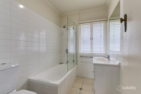 Property photo of 8 Kiama Street Wavell Heights QLD 4012