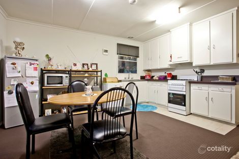 Property photo of 27 Nodding Avenue Frankston North VIC 3200