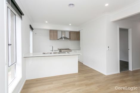 Property photo of 56 Palmdale Crescent Mambourin VIC 3024