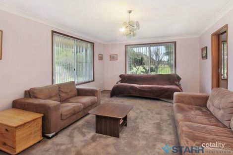 Property photo of 5 Dwyer Close Fairfield West NSW 2165