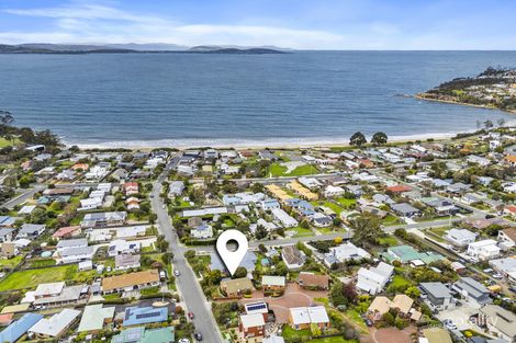 Property photo of 13/9 Pearsall Avenue Blackmans Bay TAS 7052