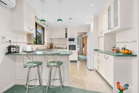 Property photo of 10 Whiteman Street Wanniassa ACT 2903