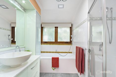 Property photo of 9 Loder Place Kambah ACT 2902