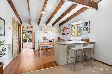 Property photo of 32 Washington Lane Woodend VIC 3442