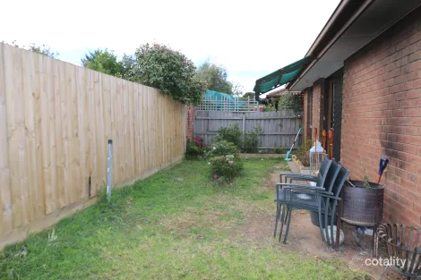 Property photo of 4/15 Market Road Werribee VIC 3030