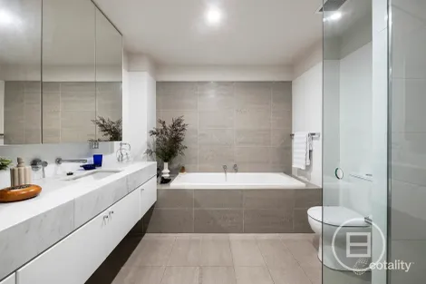 Property photo of 202/4 Cromwell Road South Yarra VIC 3141