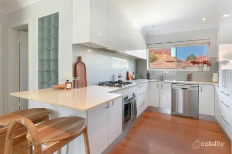 Property photo of 2/131 Sydney Road Fairlight NSW 2094