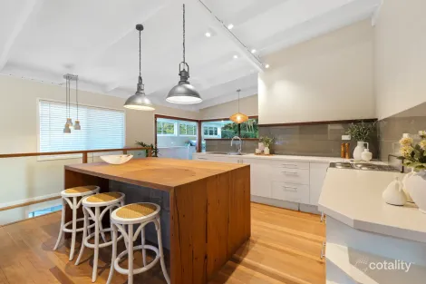 Property photo of 23 Kolora Crescent Ferny Hills QLD 4055