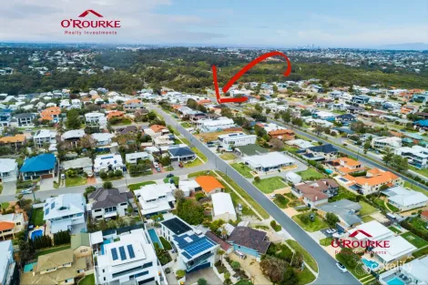 Property photo of 30 Karrinyup Road Trigg WA 6029