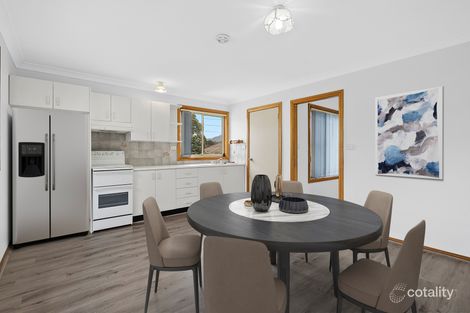 Property photo of 366 Gladstone Avenue Mount Saint Thomas NSW 2500