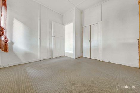 Property photo of 63 Flinders Parade Gladstone Central QLD 4680