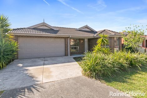 Property photo of 5 Regency Road Roxburgh Park VIC 3064