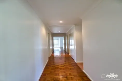 Property photo of 55 Banwell Crescent Carindale QLD 4152