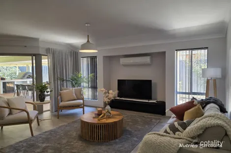 Property photo of 19 Hatfield Road Ellenbrook WA 6069