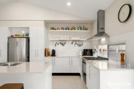 Property photo of 20 Wedgetail Street Bahrs Scrub QLD 4207