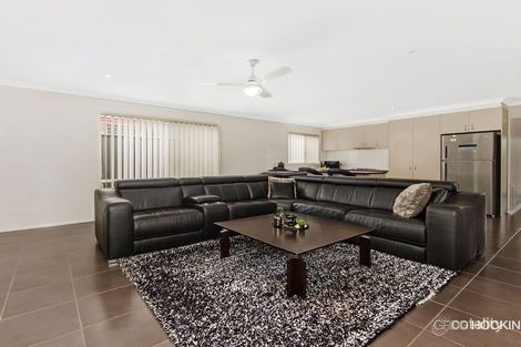Property photo of 76 Hatchlands Drive Deer Park VIC 3023