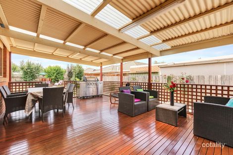 Property photo of 4 Bonus Court Werribee VIC 3030