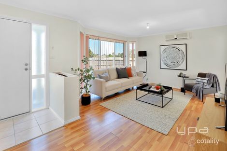 Property photo of 2/16 Milne Court Delahey VIC 3037