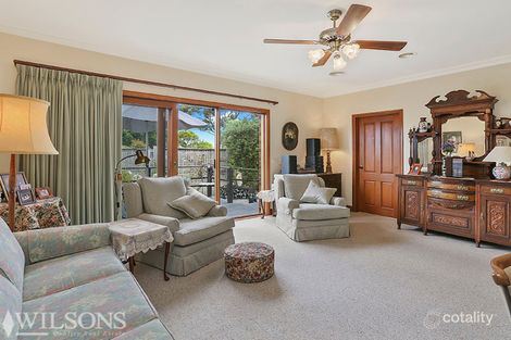 Property photo of 17 Mervyn Street Newtown VIC 3220