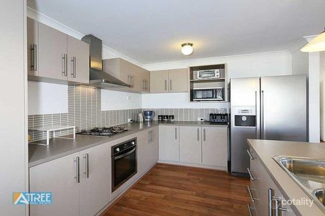 Property photo of 70 Tarradee Circuit Thornlie WA 6108