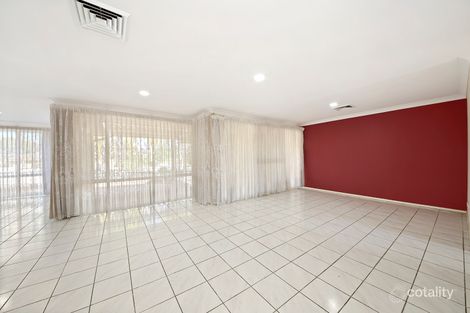 Property photo of 21 Ancura Court Wattle Grove NSW 2173