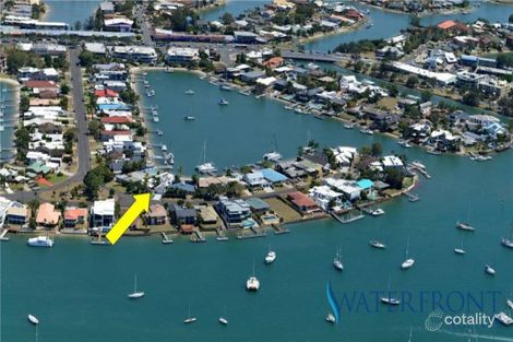 Property photo of 1 Carwoola Crescent Mooloolaba QLD 4557