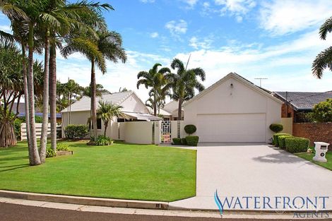 Property photo of 1 Carwoola Crescent Mooloolaba QLD 4557