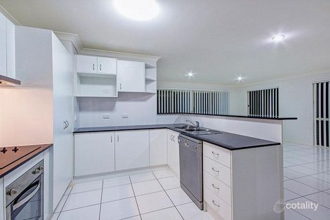 Property photo of 3 Marigold Avenue Regents Park QLD 4118