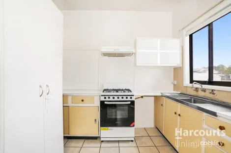 Property photo of 4/4A Matthew Crescent Blacktown NSW 2148