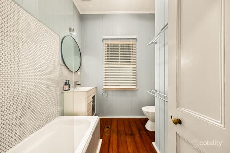 Property photo of 17 Wellington Road Red Hill QLD 4059