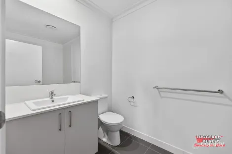 Property photo of 61 Hamlyn Road Hamlyn Terrace NSW 2259
