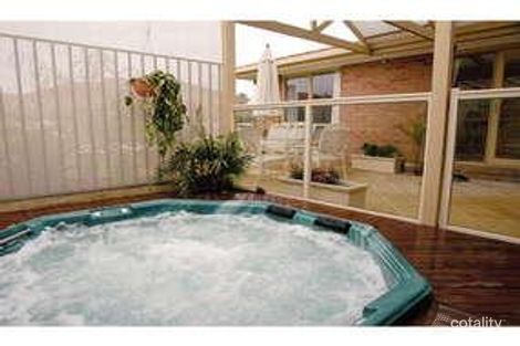 Property photo of 14 Erinka Crescent Patterson Lakes VIC 3197