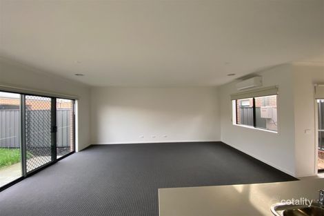 Property photo of 4/373-375 Centre Road Berwick VIC 3806
