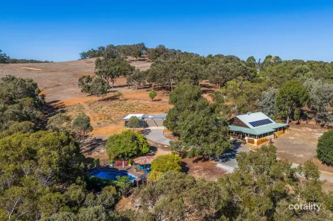 Property photo of 328 Meadowbrook Ramble Bullsbrook WA 6084