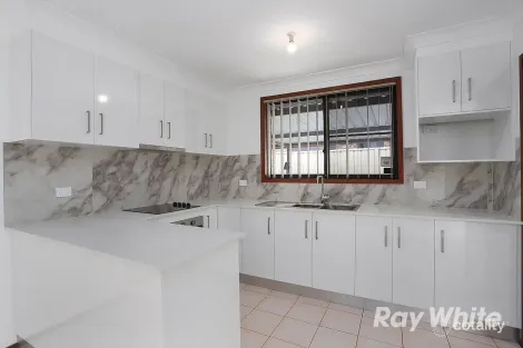 Property photo of 11 Flintlock Drive St Clair NSW 2759
