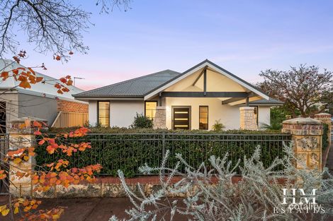 2 Freeth Turn, South Guildford, WA 6055