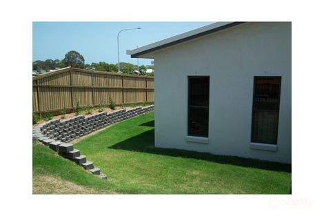 Property photo of 14 Bronte Place Urraween QLD 4655