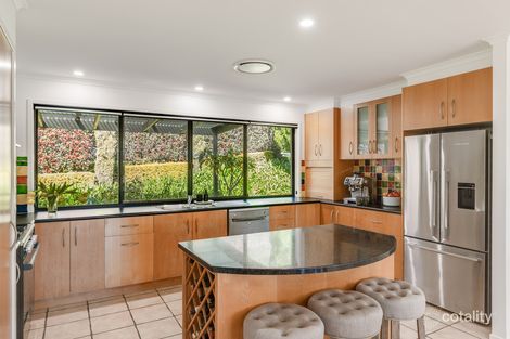 Property photo of 23 Windemere Terrace Mount Lofty QLD 4350