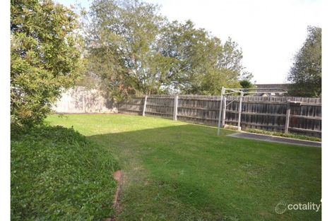 2/20 Parry Dr, Mooroolbark, VIC 3138