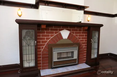 Property photo of 31 Clyde Road Menora WA 6050