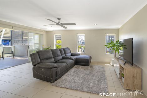 Property photo of 1401/67 Linton Street Kangaroo Point QLD 4169