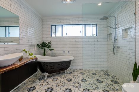 Property photo of 16 North Street Nerang QLD 4211