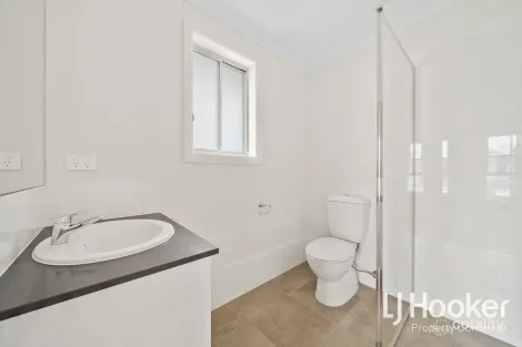 Property photo of 6 Wilfred Street Walloon QLD 4306